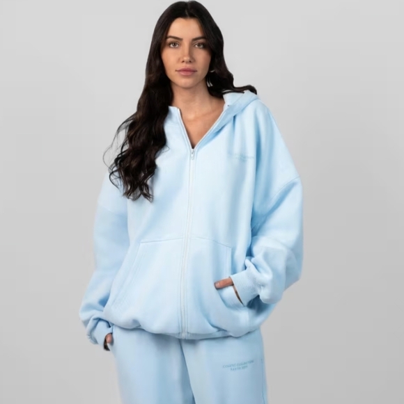 Comfrt Tops - NWT Comfrt Pastel Zip Hoodie